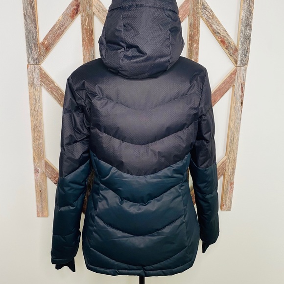 SOLD Columbia Women’s Powder Summit II 550 Jacket - Picture 5 of 9